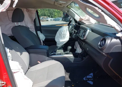 2017 Toyota Tacoma Sr5 V6 из США, поврежденный, VIN 5TFCZ5AN9HX090746